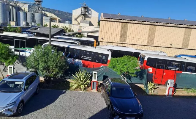 Installation de bornes de recharge pour véhicules électriques (IRVE), Saint-Paul, ERGONE medical services
