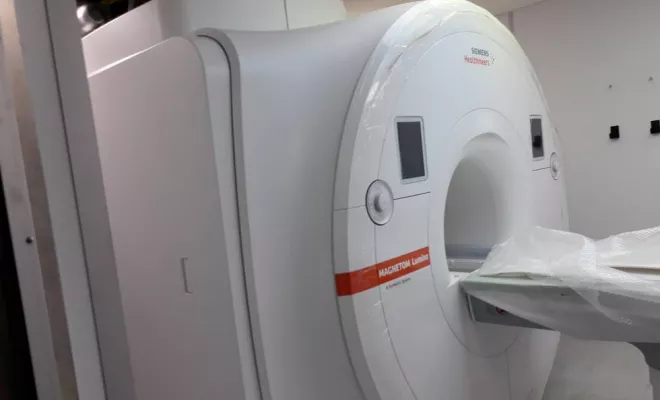 LIVRAISON ET INSTALLATION D'IRM SUR SITE, Saint-Paul, ERGONE medical services